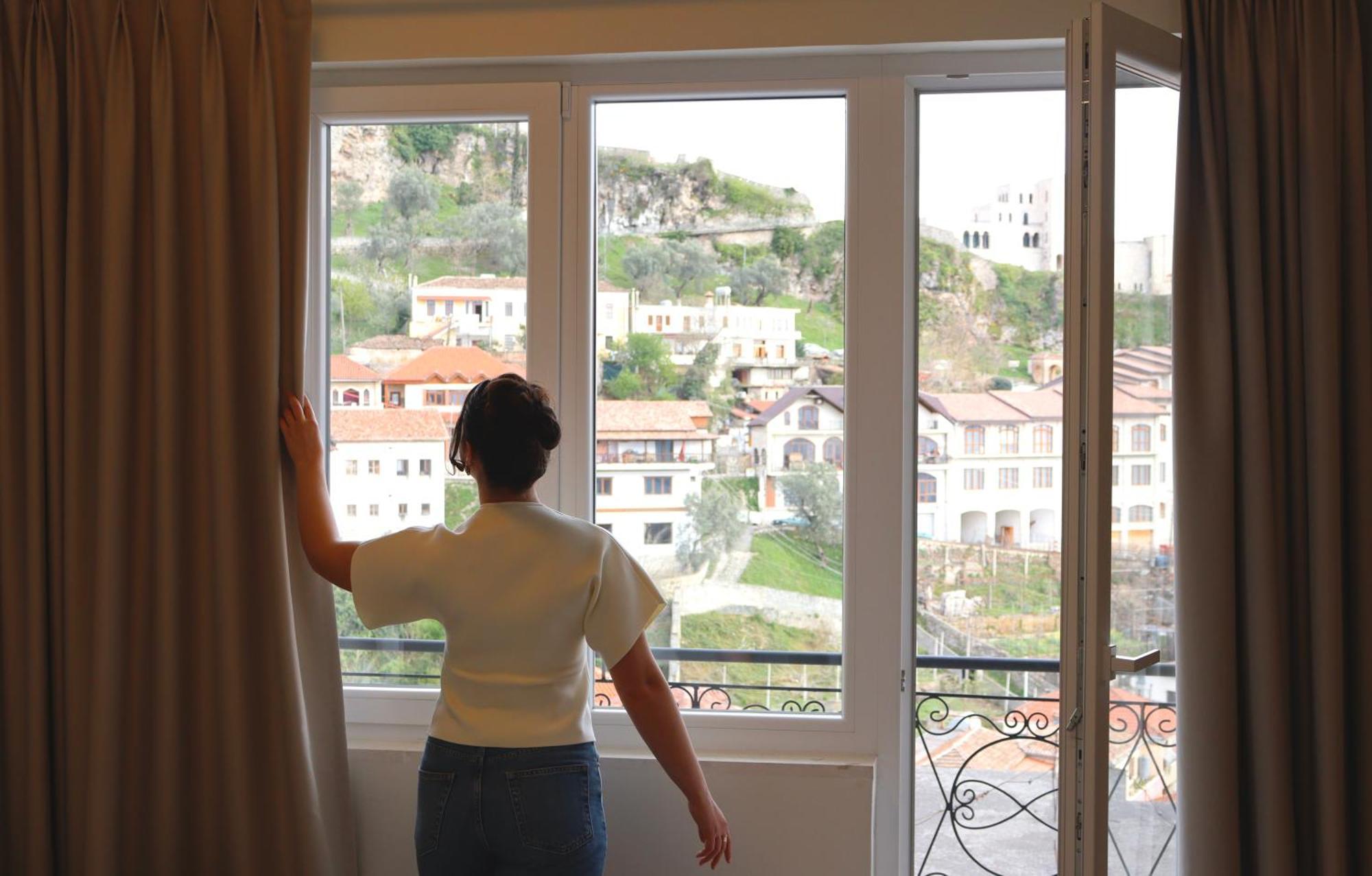 Pisha Panoramic Rooms Krujë Exteriér fotografie